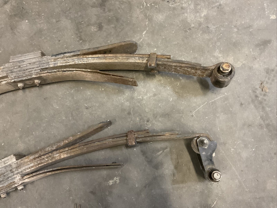 2012 RAM 3500 DUALLY LEFT & RIGHT REAR LEAF SPRINGS 32K MILES PAIR 04670447AA