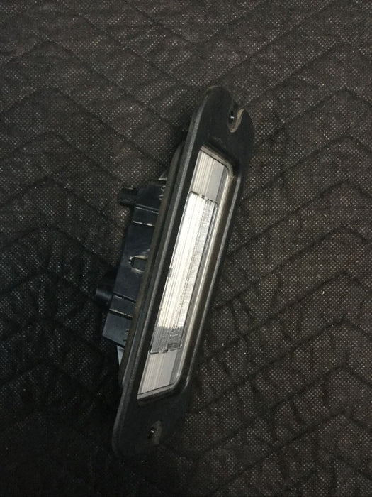 2016 NISSAN TITAN CARGO BED LIGHT LAMP 26490EZ00A