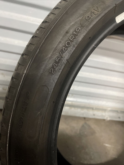 2018 NISSAN 370 NISMO FRONT TIRE MICHELIN PRIMACY MXM4 245/40R19