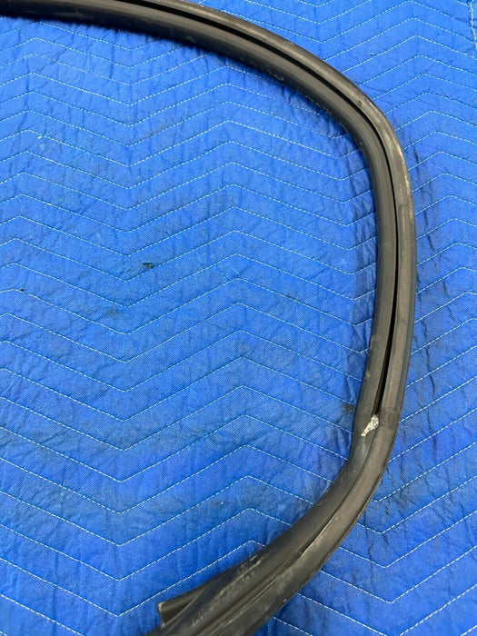 2014 NISSAN 370Z NISMO FRONT PASSENGER RIGHT RUBBER WEATHER STRIP OEM