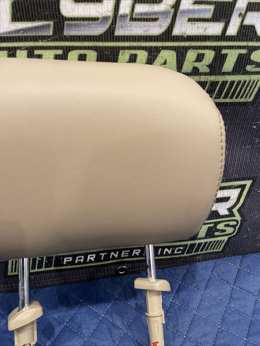 2017 2018 2019 FORD F250 F350 F450 FRONT DRIVER LEFT SEAT LARIAT HEAD REST OEM