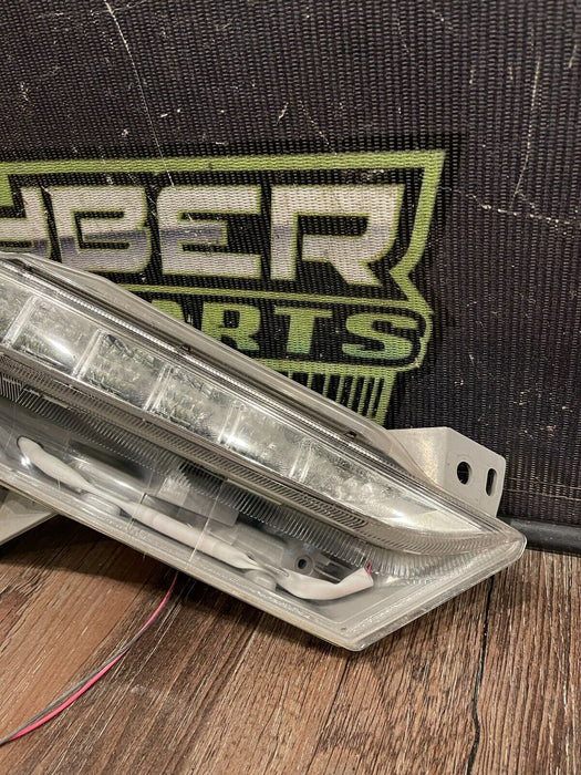 2018 NISSAN 370Z NISMO FRONT BUMPER RIGHT LED DRL DAYTIME RUNNING LIGHT OEM READ