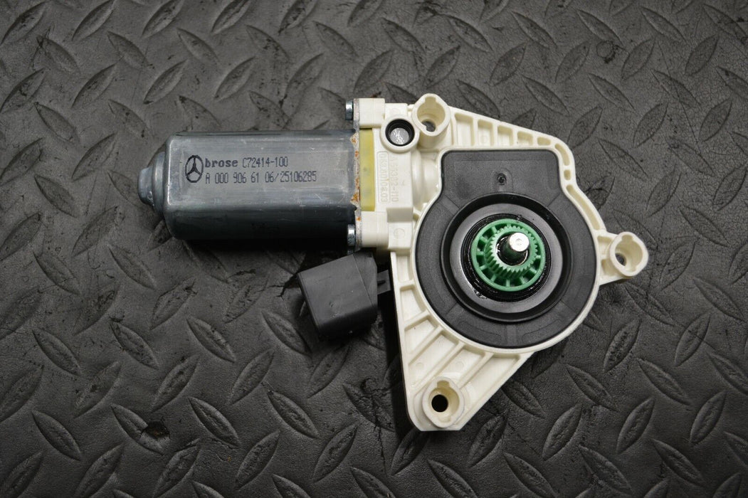 2017 MERCEDES C63S AMG W205 LEFT DRIVER WINDOW MOTOR C43 OEM A 000 906 61 06