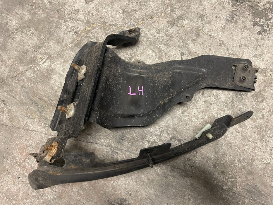 2017 2018 2019 FORD F250 F350 F450 FRONT BUMPER DRIVER INNER BRACKET OEM