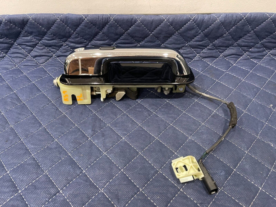 2017-2019 FORD F250 F350 F450 FRONT DRIVER LEFT BLACK/CHROME DOOR HANDLE *G1