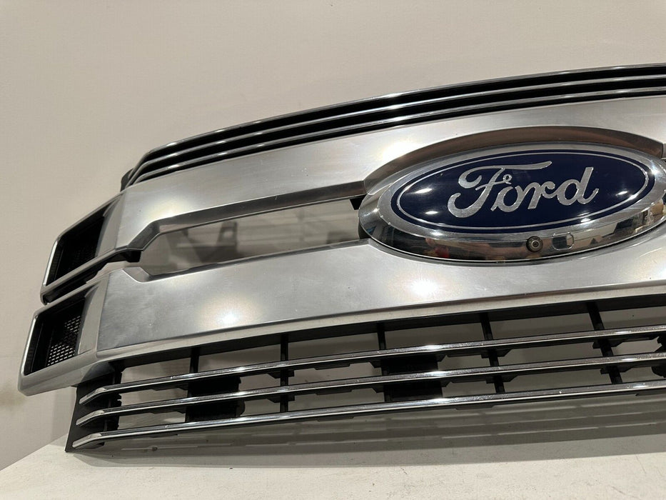 2017 2018 2019 FORD F250 F350 F450 LIMITED GRILLE COMPLETE W/ CAMERA OEM