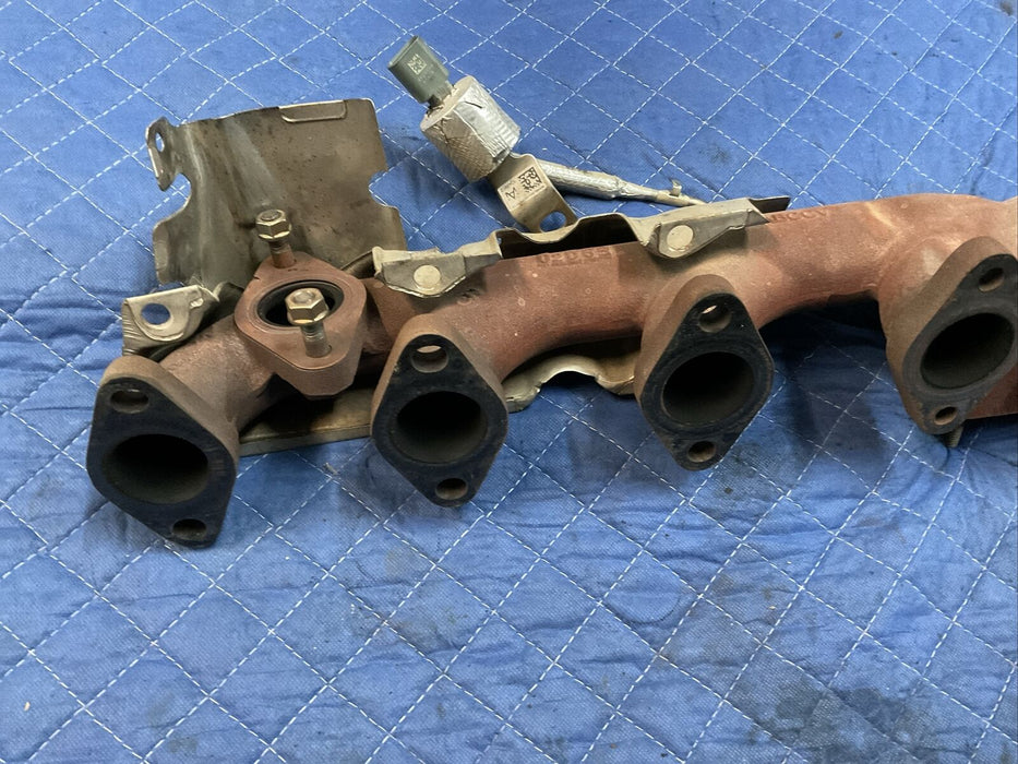 2016 Dodge Ram 2500 3500 6.7L Cummins Exhaust Manifold 5301441