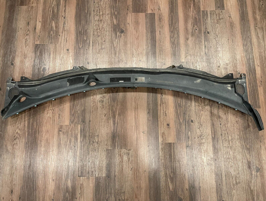 2017 INFINITI Q50 RED SPORT FRONT EXTERIOR WINDSHIELD COWL FULL ASSEMBLY OEM