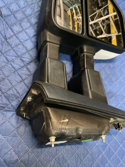 2017-2019 FORD F250 F350 F450 DRIVER LEFT SIDE TOW MIRROR OEM *MINOR SCRATCHES*