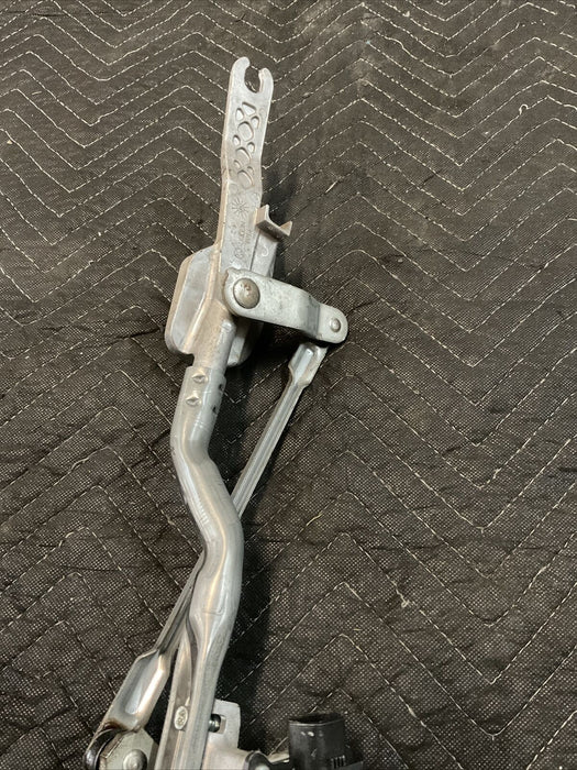 2016 DODGE CHARGER HELLCAT WINDSHIELD WIPER MOTOR OEM