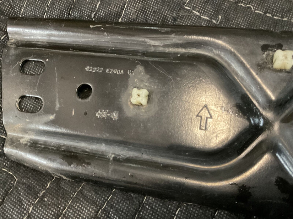 2016 NISSAN TITAN XD FRONT RIGHT PASSENGER BUMPER BRACKET 62222-EZ00A OEM