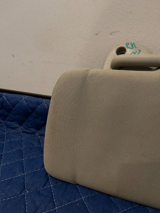 2017 DODGE RAM 2500 GRAY FRONT PASSENGER RIGHT SUN VISOR OEM *CHECK PIC #4 & #5*