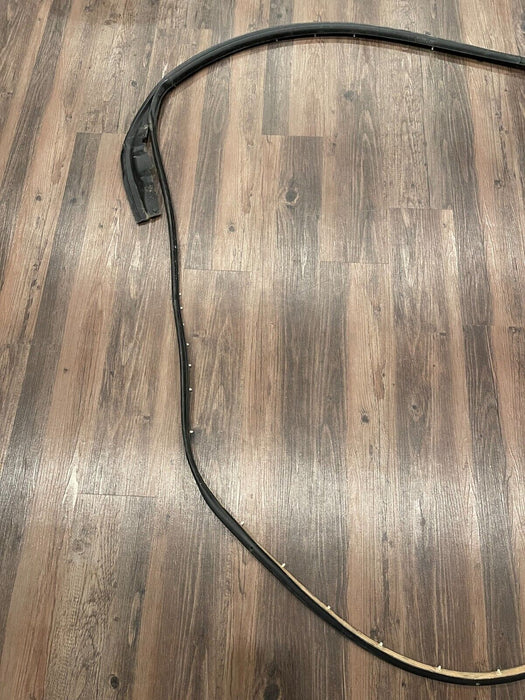 2017-2022 FORD F250 F350 PLATI SUPER DUTY RUBBER LEFT DOOR WEATHER STRIP OEM