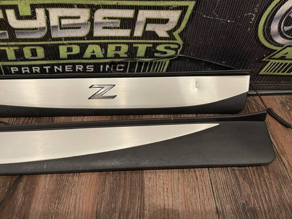 2018 NISSAN 370Z NISMO LEFT RIGHT ILLUMINATED KICK PLATES W/ HARNESS OEM (READ